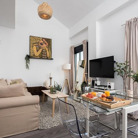 Duplex Buddha Malaga Centro ภายนอก รูปภาพ
