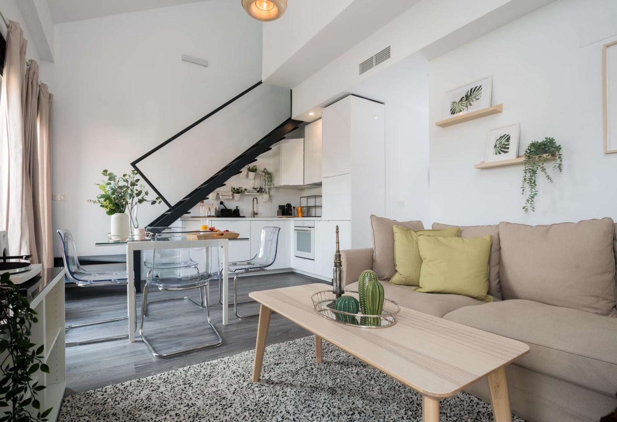 Duplex Buddha Malaga Centro ภายนอก รูปภาพ