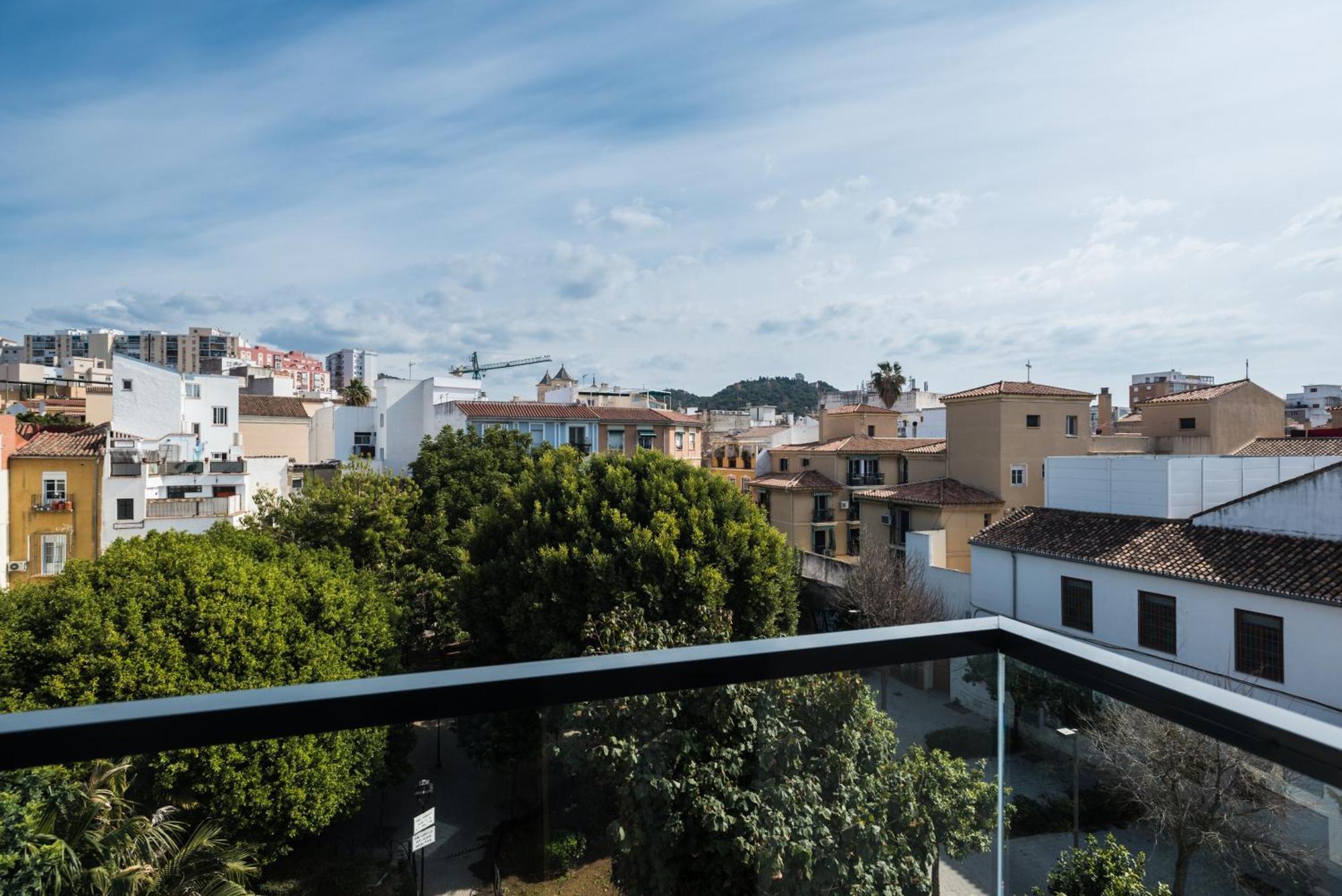 Duplex Buddha Malaga Centro ภายนอก รูปภาพ